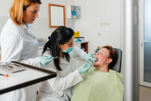 Best Pediatric Emergency Dentist in Greenacres, CA